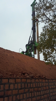Wiertnica hydrauliczna z młotem obrotowym do wiercenia w celu uzyskania mocy silnika CFA 1500 kW / obr./min